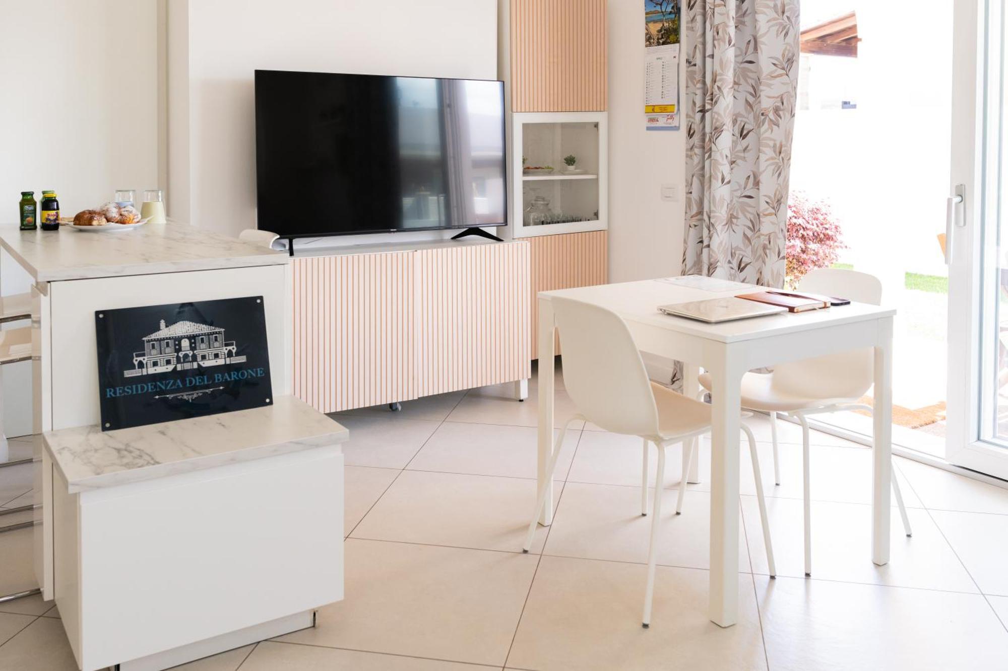Апартаменти Residenza Del Barone Luxury House - Pula, Sardegna Екстер'єр фото